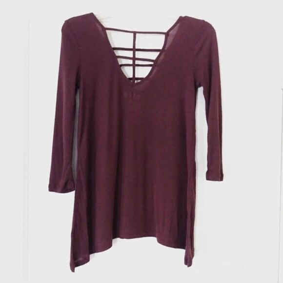 Mudd Burgundy Strappy Criss Cross Blouse - Picture 2 of 8